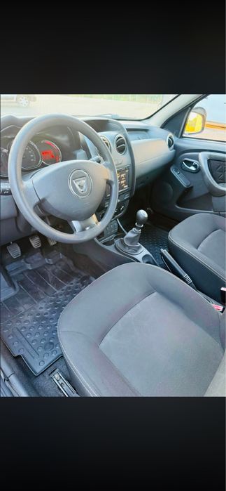 Vând urgent auto Dacia Duster! Preț 3200 e