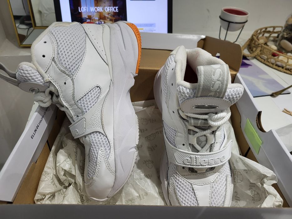 Adidasi Elesse noi piele naturala  și textil mar. 37