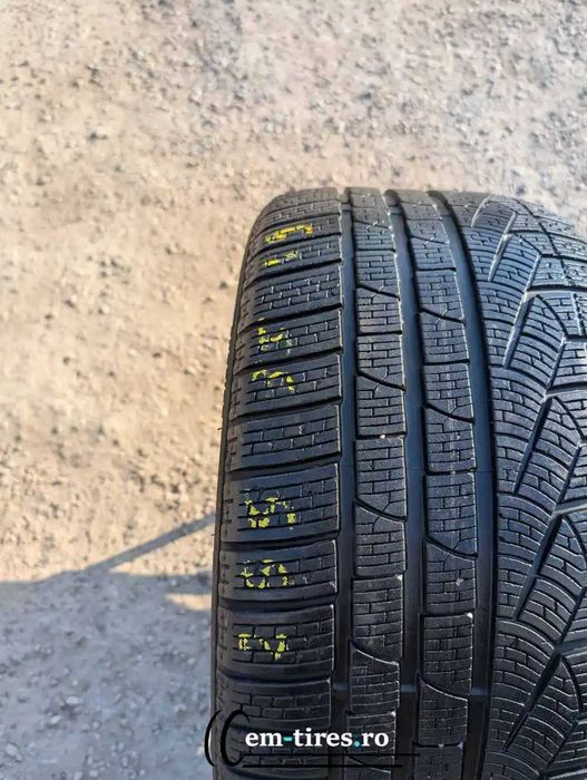 255/35 R19 • Iarna • Pirelli Sottozero Winter 240 serie 2 96V | 1 buc | Pret/buc