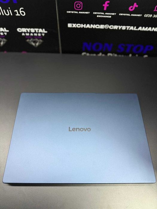 Laptop Lenovo IdeaPad Slim 3 - Ryzen 8840HS