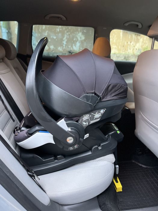 Столче за кола BeSafe с isoFix