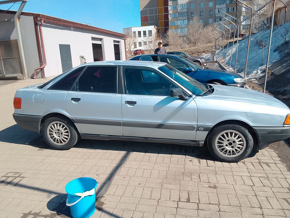 Продаю Ауди 80 Б3