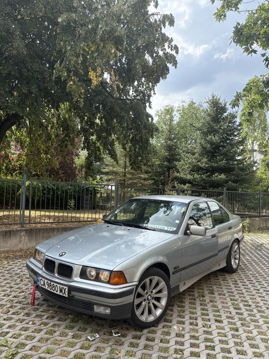 BMW E36 320 Седан