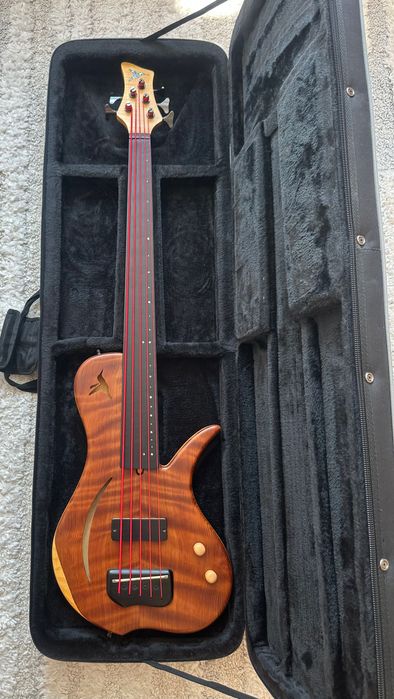 Бас китара BIRD YC5 2016