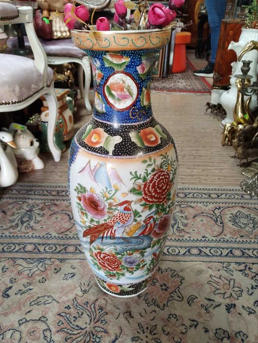 4 броя вази - китайски , ръчно рисувани