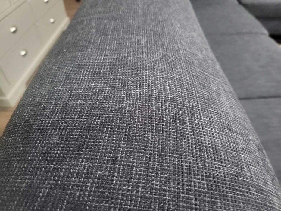 ПРОМОЦИЯ! Тъмно сив ъглов диван от плат и две табуретки POLIPOl