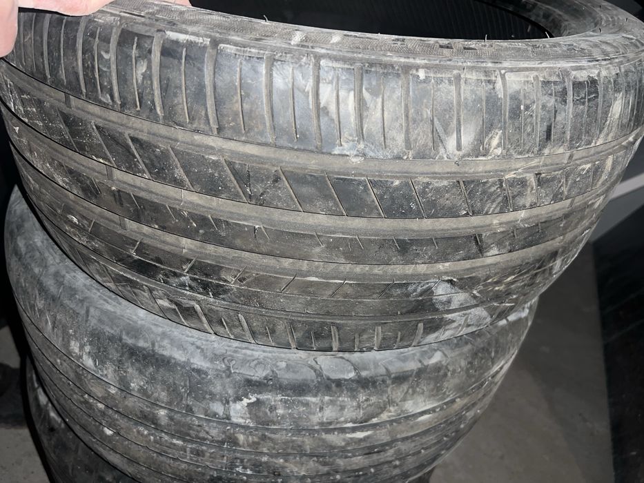 Балон 245/40 Я18