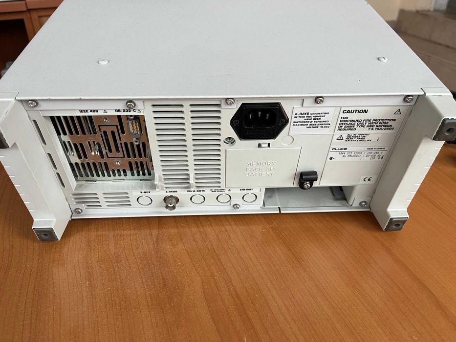 Осцилоскоп Philips (FLUKE) PM 3382 - 4 канален, комбиниран, 100 MHz