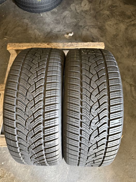 2 anvelope iarna 225/50/18 , GoodYear , 7 mm , DOT 2021 !