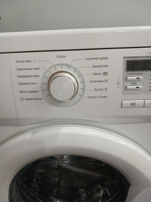 Продам стиральную машину