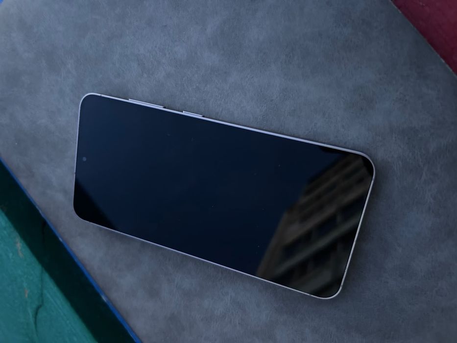 Прлдам samsung s25
