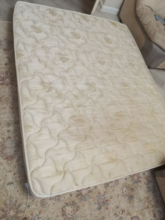 Продам матрас на кровать