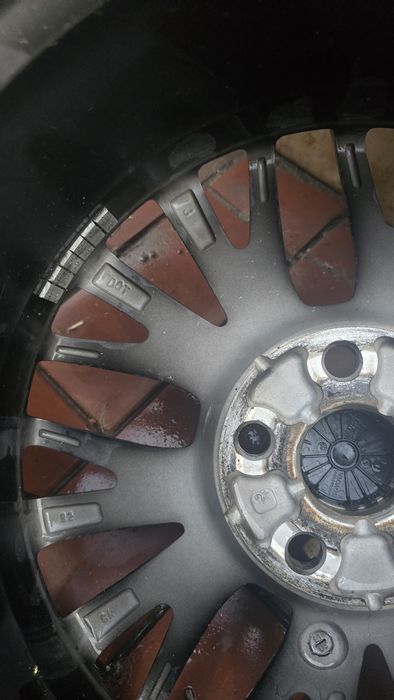 Продам один диск от камри 75.