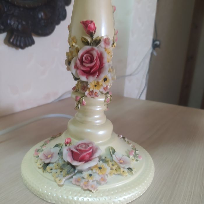 Светильник настольный