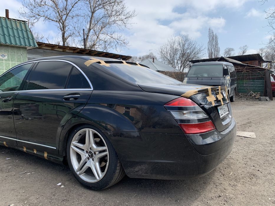 Продам диффузор на Мерседес S 221