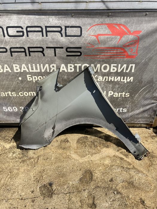 Преден десен и ляв  калник за Mercedes-Benz Vito W447