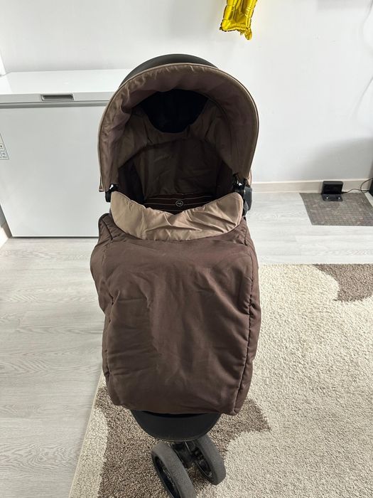 Коляска всесезонная