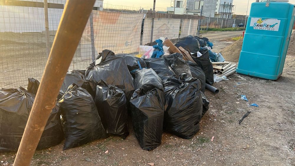 Debarasez apartamente poduri beciuri