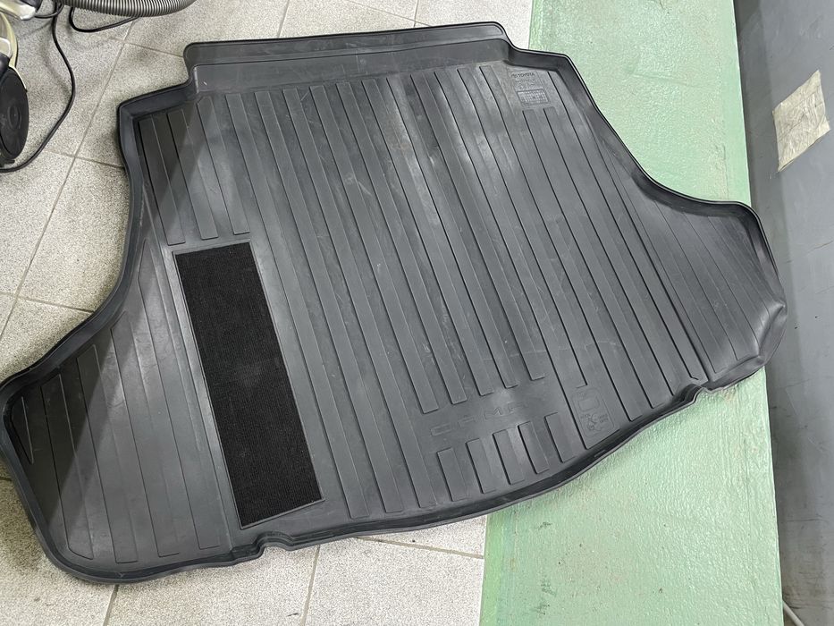 Коврик в багажник Камри 70/75/80
