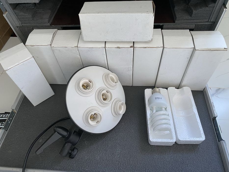 Продам прожектор срочно