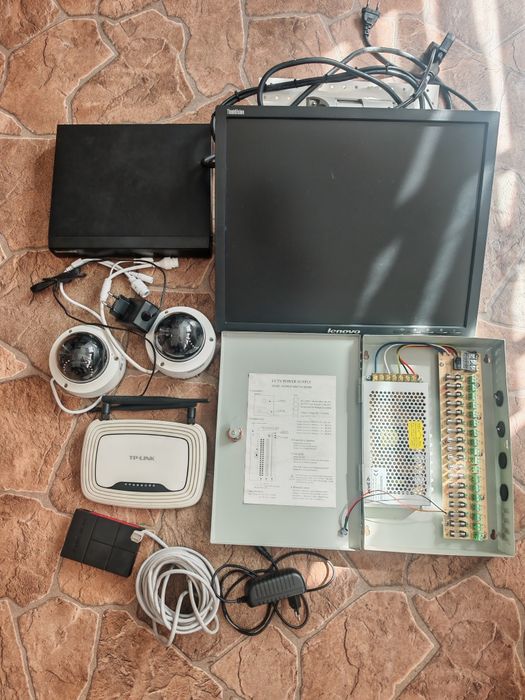 Camere video supraveghere echipament complet