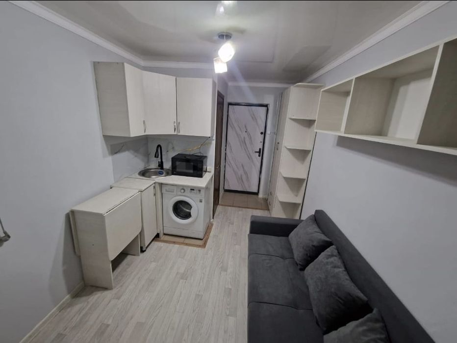 Сдам  квартиру по Абая.