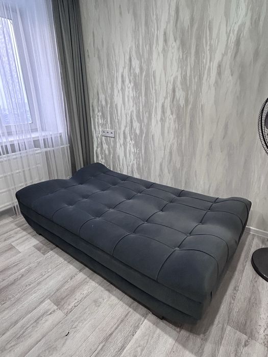 Продам диван ( раскладывается )