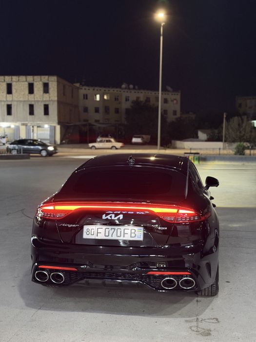 Kia Stinger 2023 — 3