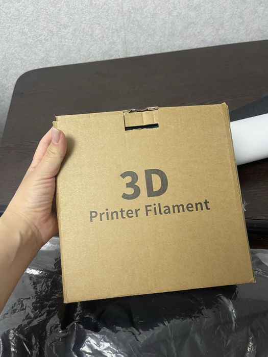 филамент (или нить для 3D-принтера).