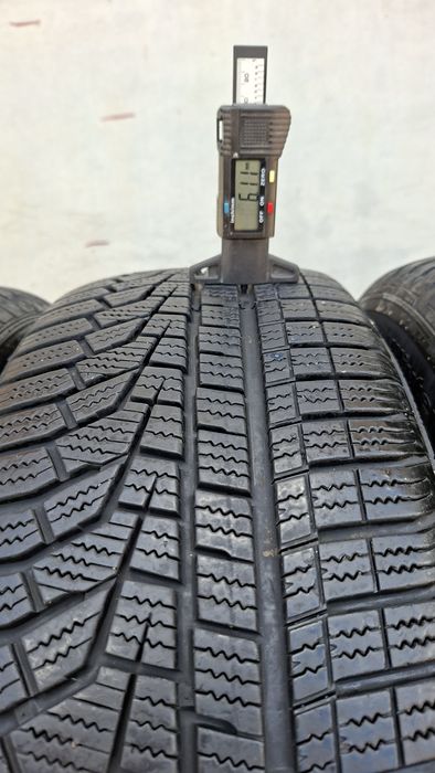 Зимни гуми 205 60 16 Hankook