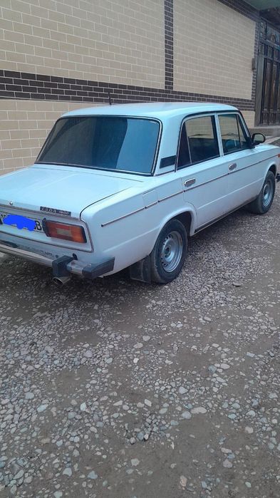 21 06 Vaz  yili 91 gazi bor  moshinani ishi yo mtor balonlari yangi  k