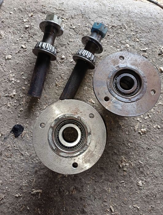 Butuci căruță, remorcuta