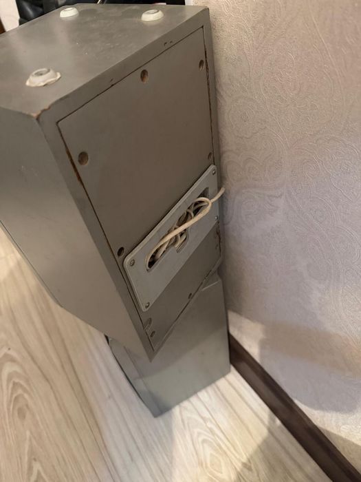 Продам колонки от магнитофона