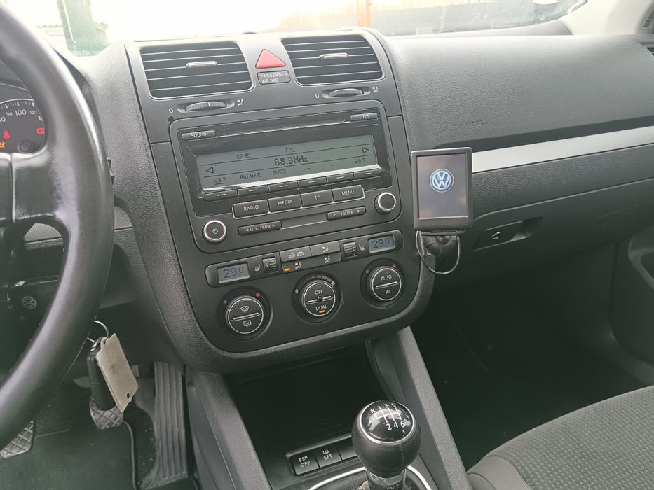 ФВ Голф 5 CBD 2.0 тди 110 к.с. / VW Golf 5 variant 2.0 tdi НА ЧАСТ