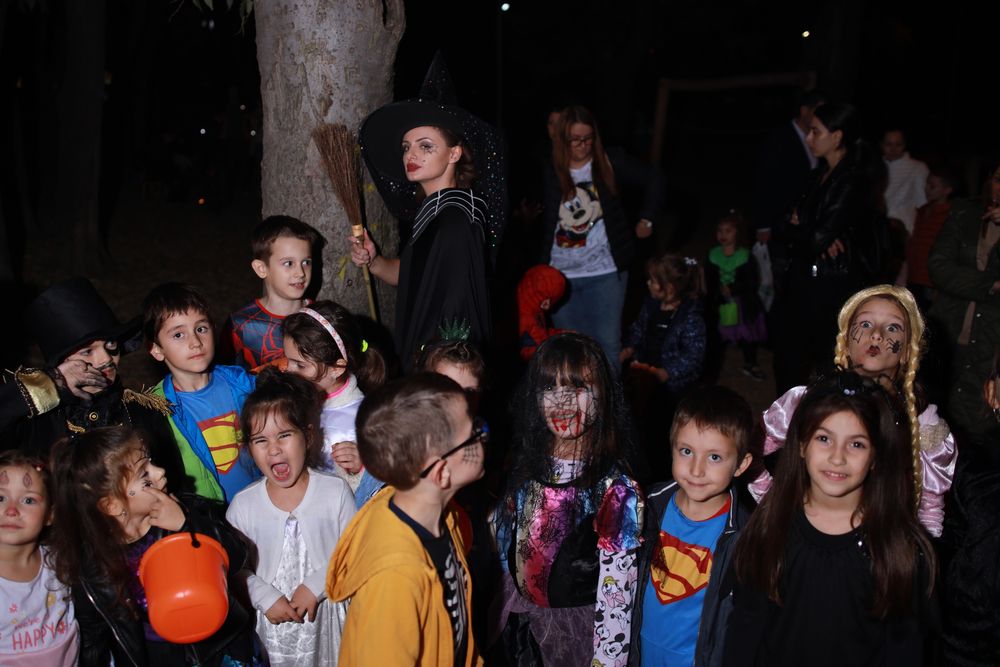 Аниматор Викси-Трикси за Варна и където ви трябвам