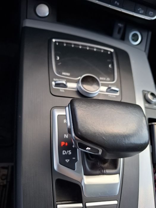 Audi q5 2018 2.0 tfsi Technic