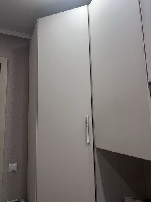 Продам спальный гарнитур