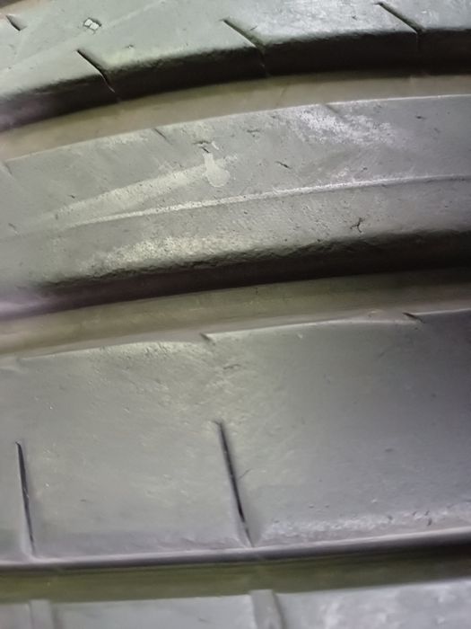 Гуми 235/35/19 Мишелин