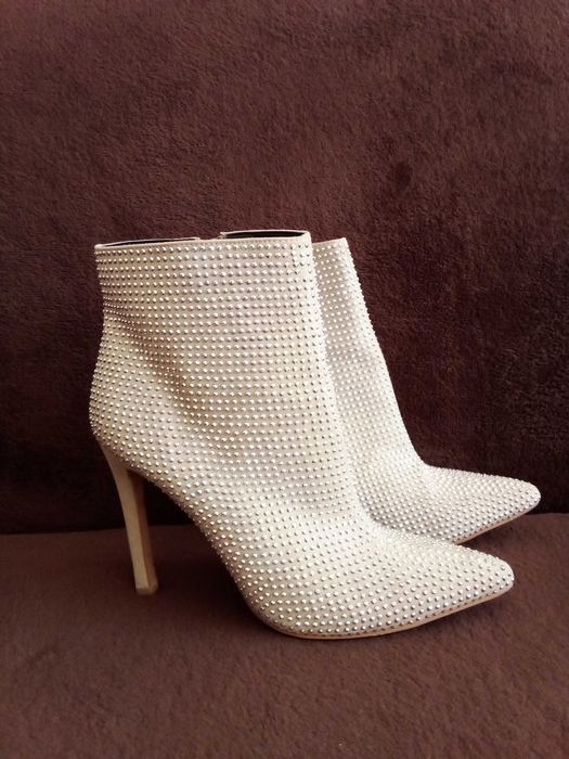 Елегантни дамски боти на Aldo