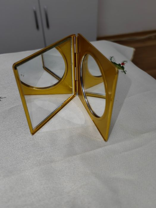 Oglinda cosmetica eleganta vintage Paris