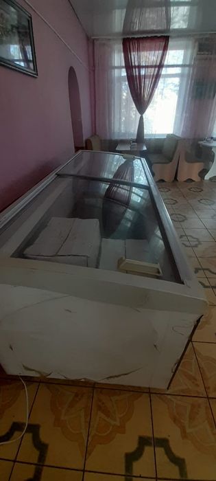 Морозильник , большой