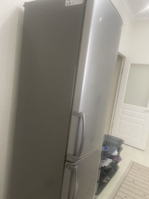 Продам холодильник