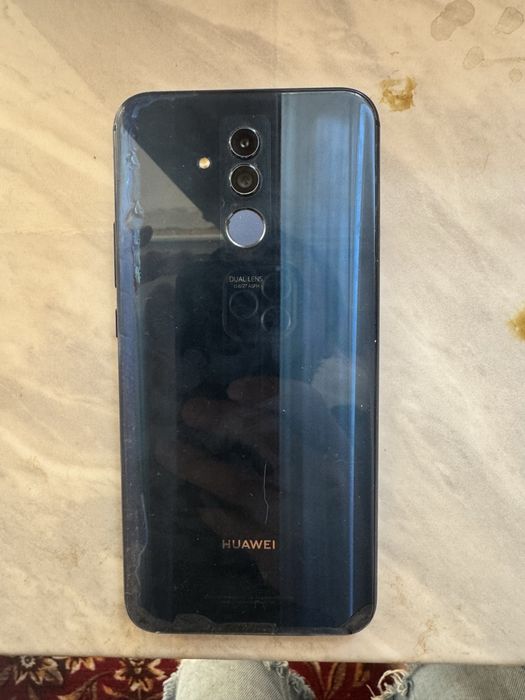 HuAWEl Mate 20 lite