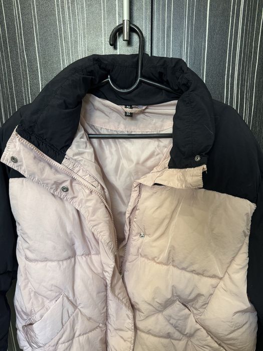 Зимно яке в черно и розово от H&M