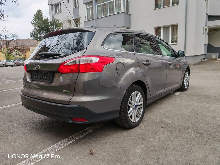 Ford Focus 2014 benzină