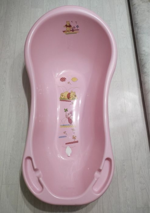 Продам ванночку для малышей 2000 тг