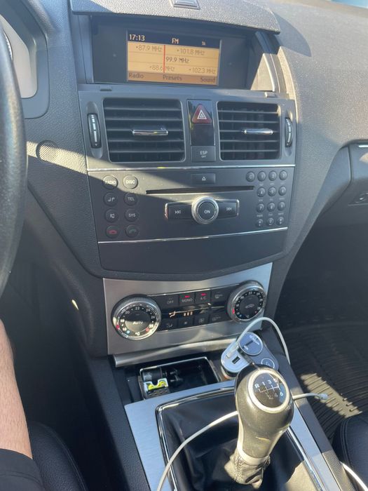Vand Mercedes C220