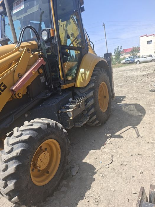 SDLG ekiskivator paguruzchik