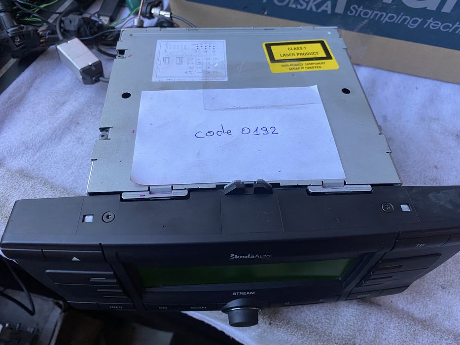 Radio Cd,Aux,Bluetouth Skoda Stream