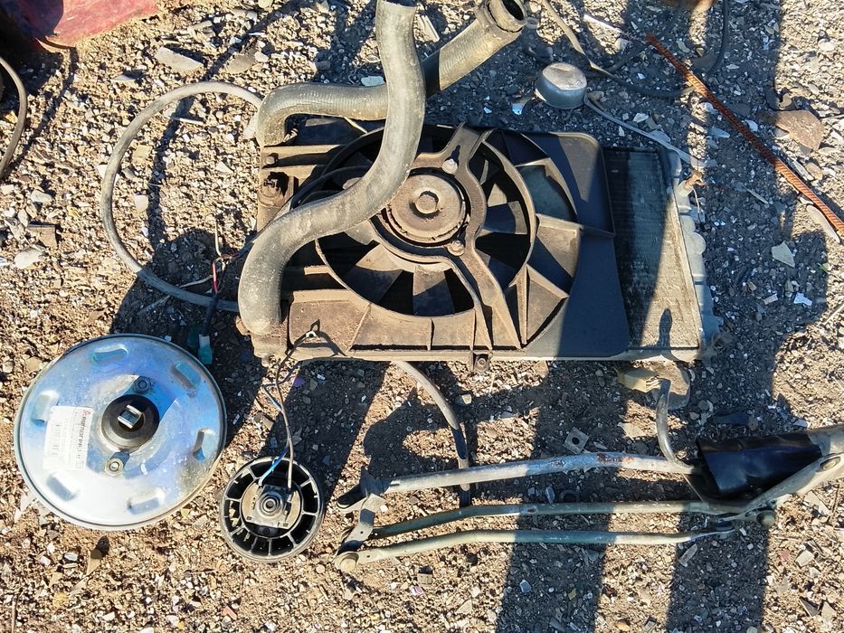 Продам запчасти на ваз 2110